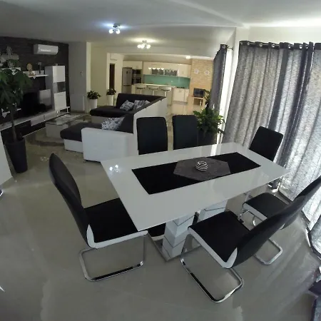 Apartament Luxury Goles *